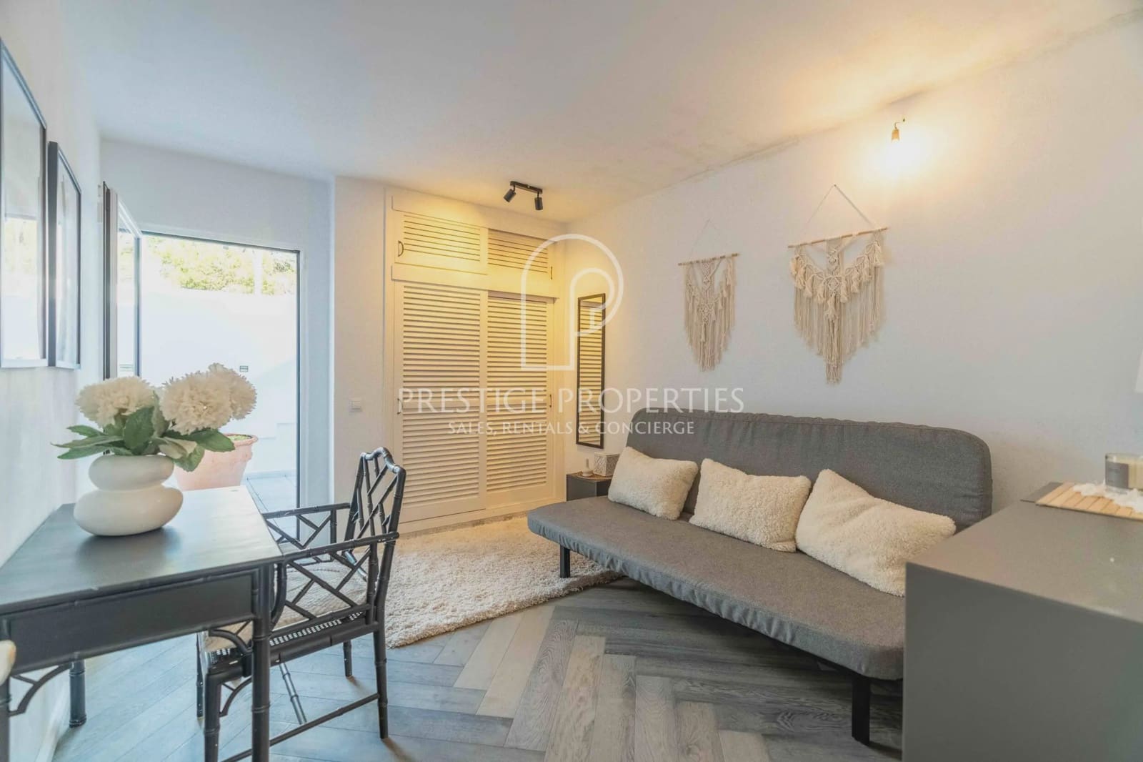 2 chambre Villa/Maison Mitoyenne à vendre à San Jose / Sant Josep de Sa Talaia avec piscine garage - 1 050 000 € (Ref: 9535339)