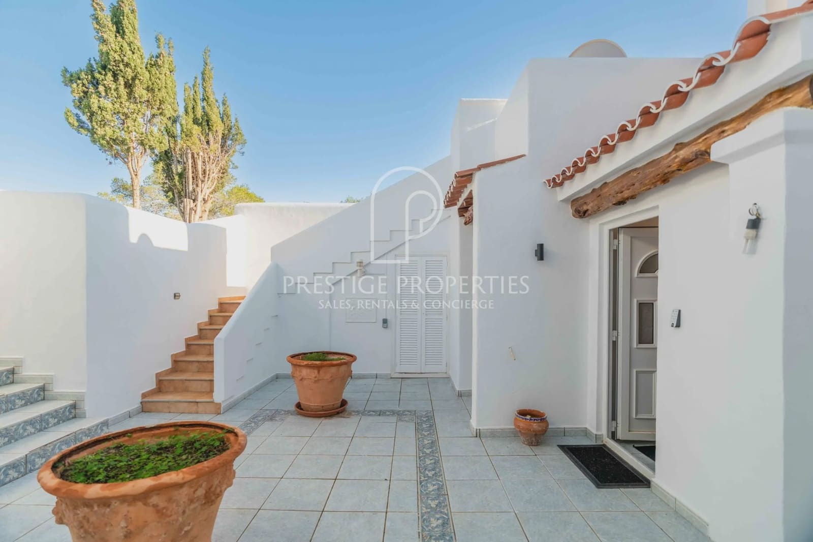 2 chambre Villa/Maison Mitoyenne à vendre à San Jose / Sant Josep de Sa Talaia avec piscine garage - 1 050 000 € (Ref: 9535339)