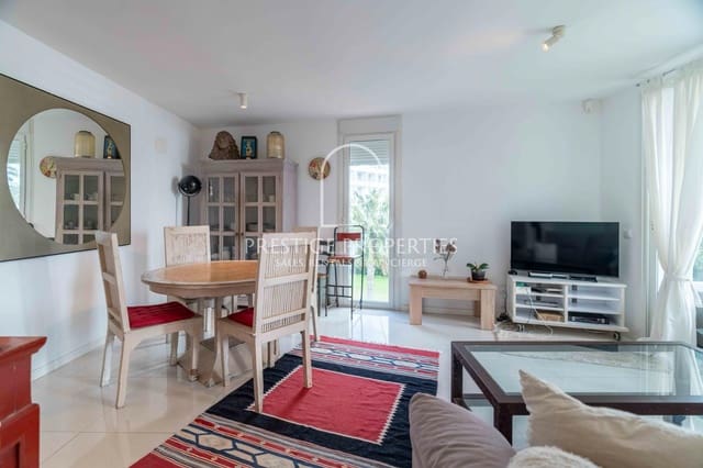 2 soverom Leilighet til salgs i Ibiza by med svømmebasseng garasje - € 690 000 (Ref: 9547353)