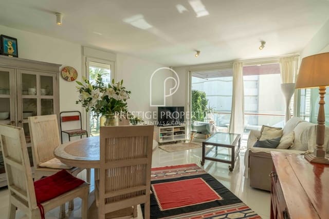 2 soverom Leilighet til salgs i Ibiza by med svømmebasseng garasje - € 650 000 (Ref: 9547353)