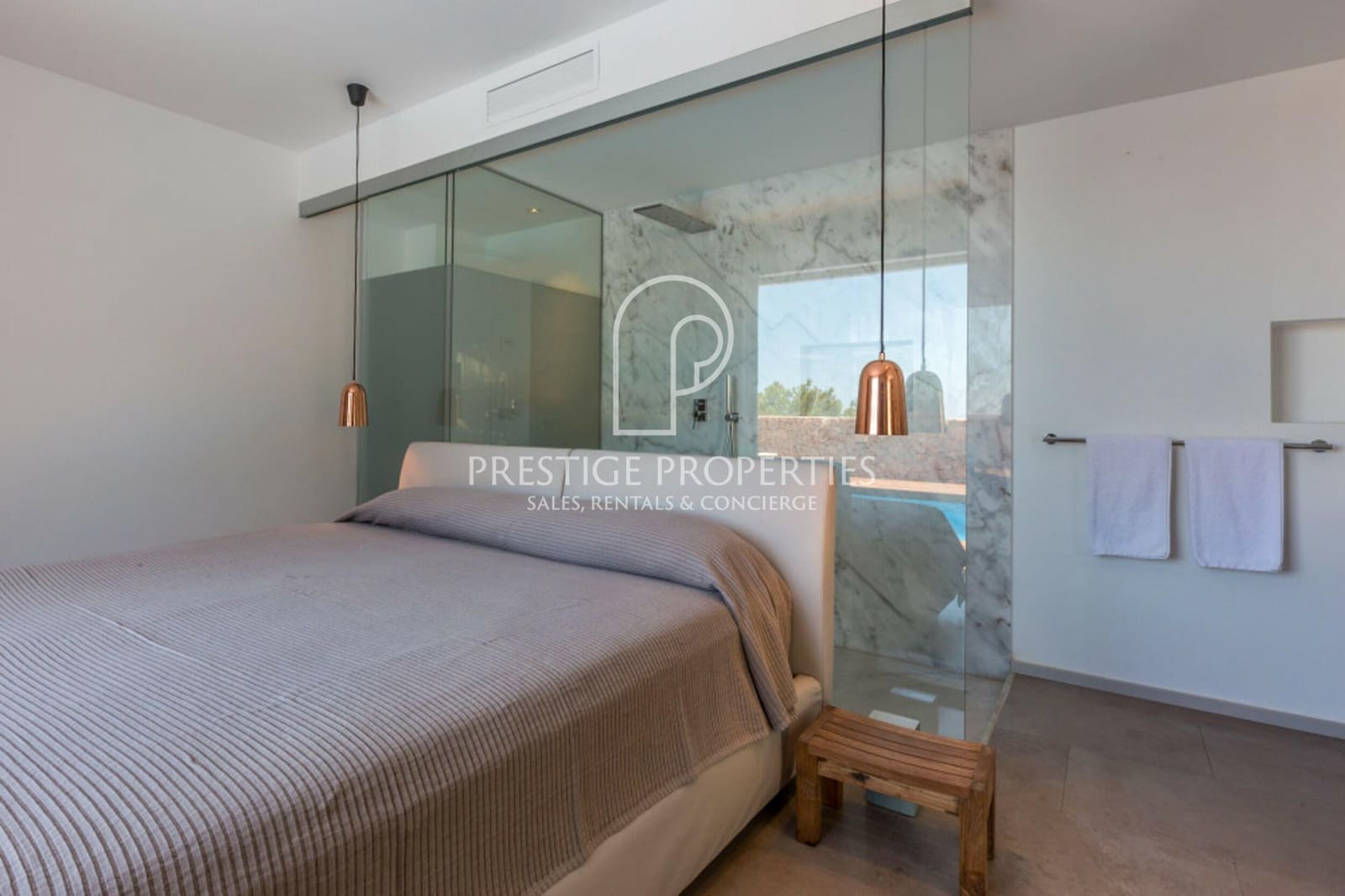 7 Zimmer Villa zu verkaufen in Sant Antoni de Portmany mit Pool Garage - 3.950.000 € (Ref: 9550363)