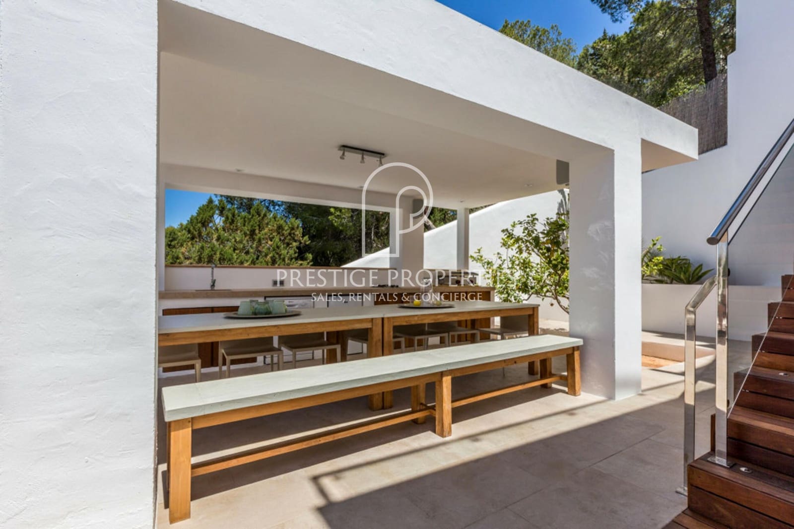 7 Zimmer Villa zu verkaufen in Sant Antoni de Portmany mit Pool Garage - 3.950.000 € (Ref: 9550363)