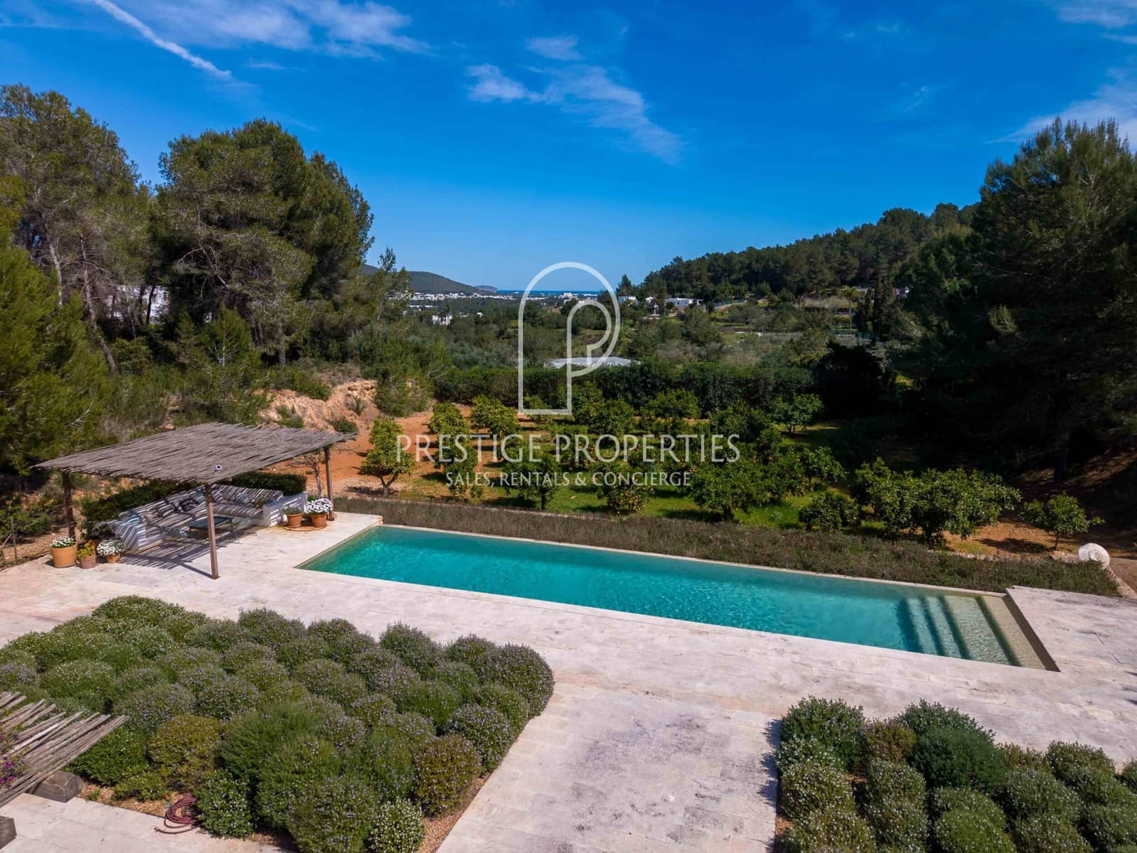 Chalet de 4 habitaciones en Santa Eulalia / Santa Eularia en venta con piscina - 5.900.000 € (Ref: 9566815)