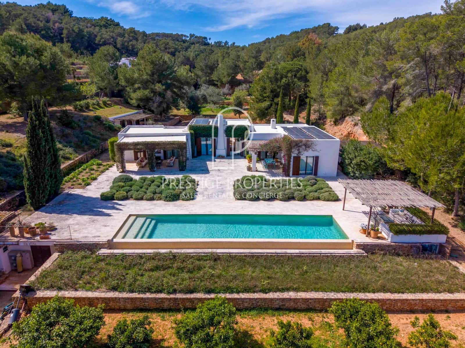 4 bedroom Villa for sale in Santa Eulalia / Santa Eularia with pool - € 5,900,000 (Ref: 9566815)