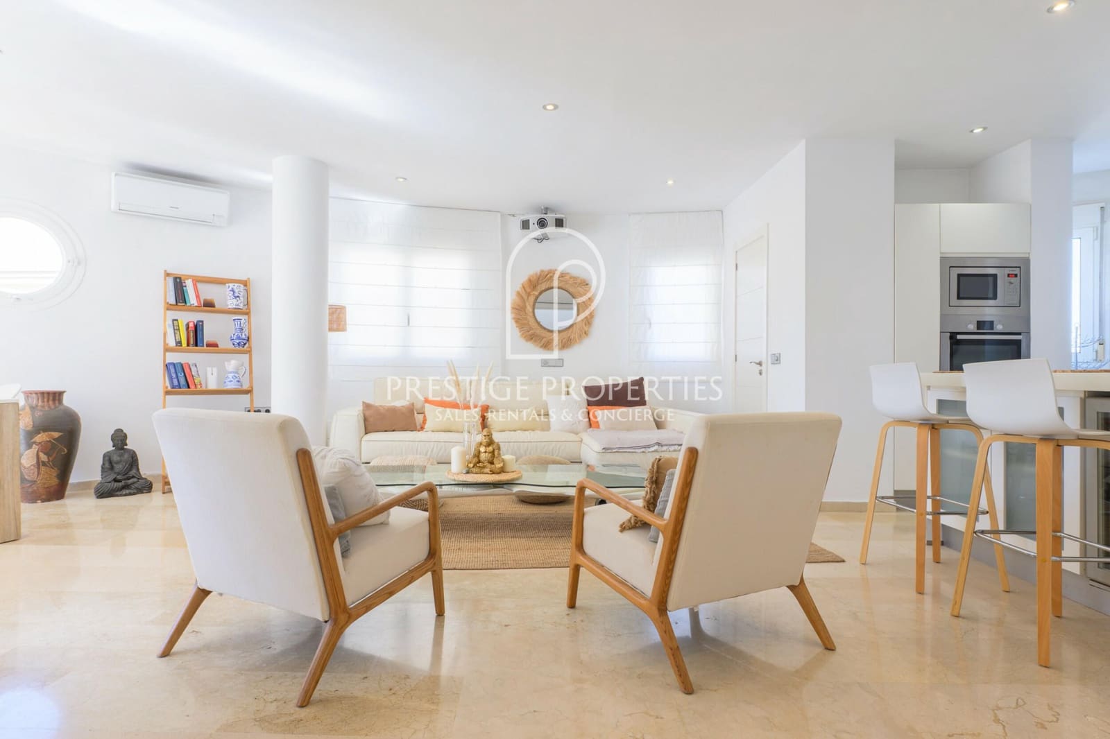 2 bedroom Penthouse for sale in Santa Eulalia / Santa Eularia with pool - € 925,000 (Ref: 9610600)