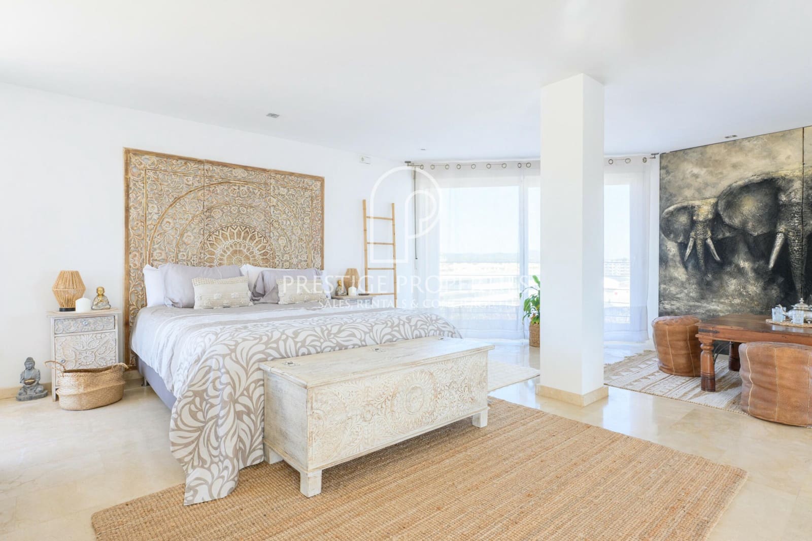 2 bedroom Penthouse for sale in Santa Eulalia / Santa Eularia with pool - € 925,000 (Ref: 9610600)