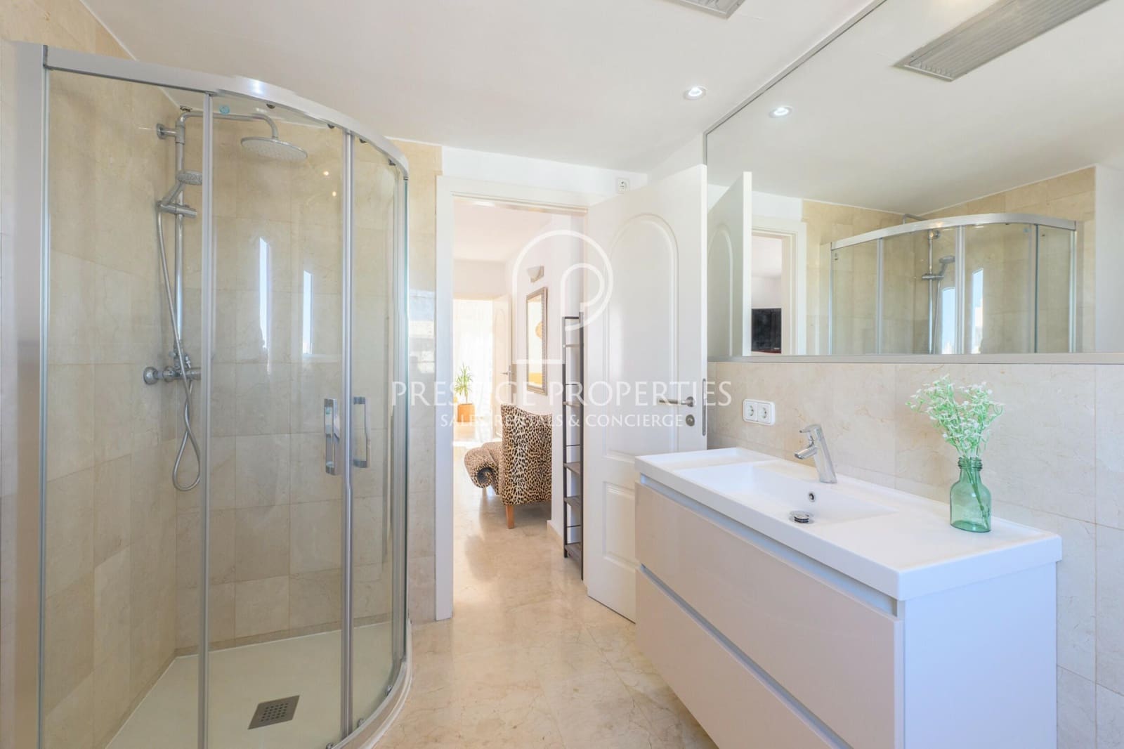 2 bedroom Penthouse for sale in Santa Eulalia / Santa Eularia with pool - € 925,000 (Ref: 9610600)