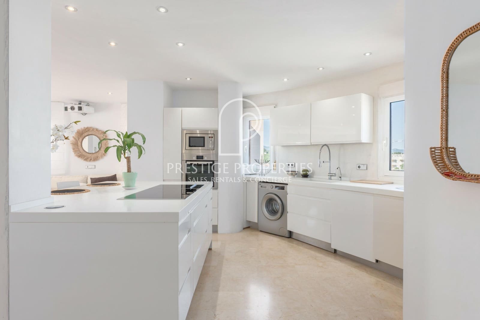 2 bedroom Penthouse for sale in Santa Eulalia / Santa Eularia with pool - € 925,000 (Ref: 9610600)