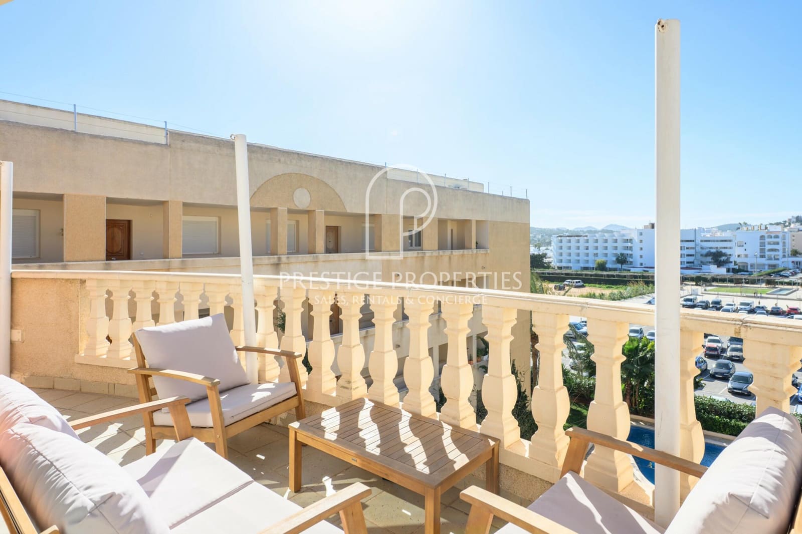 2 bedroom Penthouse for sale in Santa Eulalia / Santa Eularia with pool - € 925,000 (Ref: 9610600)