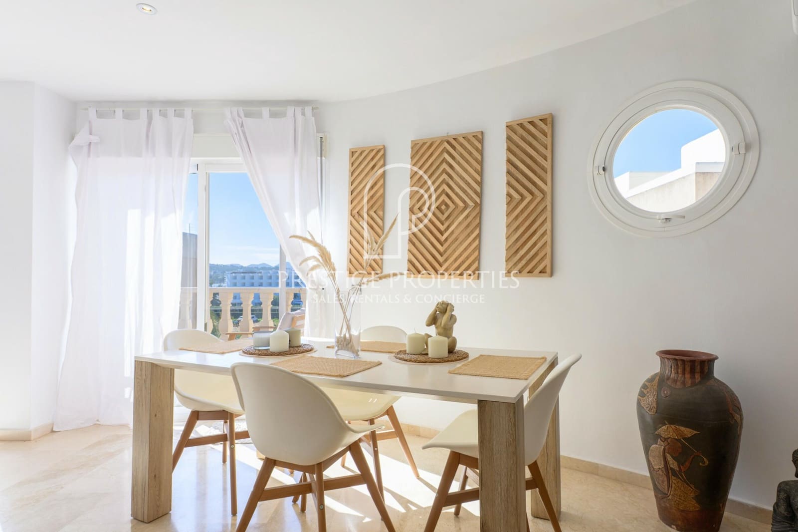 2 bedroom Penthouse for sale in Santa Eulalia / Santa Eularia with pool - € 925,000 (Ref: 9610600)