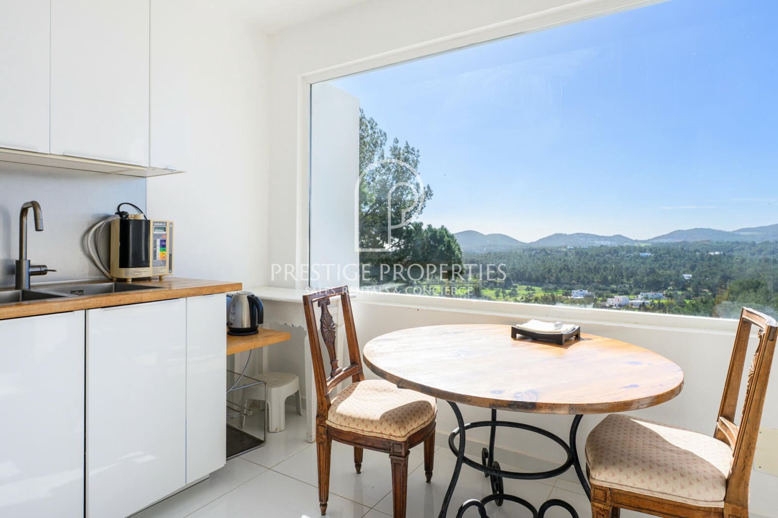 3 bedroom Villa for sale in Santa Eulalia / Santa Eularia with pool garage - € 2,190,000 (Ref: 9610601)