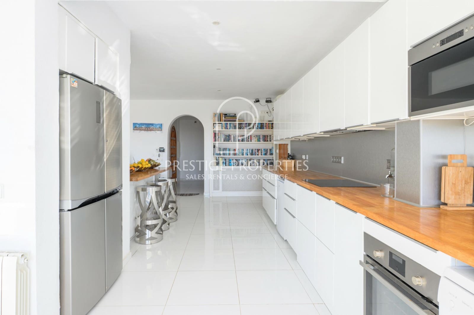 3 bedroom Villa for sale in Santa Eulalia / Santa Eularia with pool garage - € 2,190,000 (Ref: 9610601)