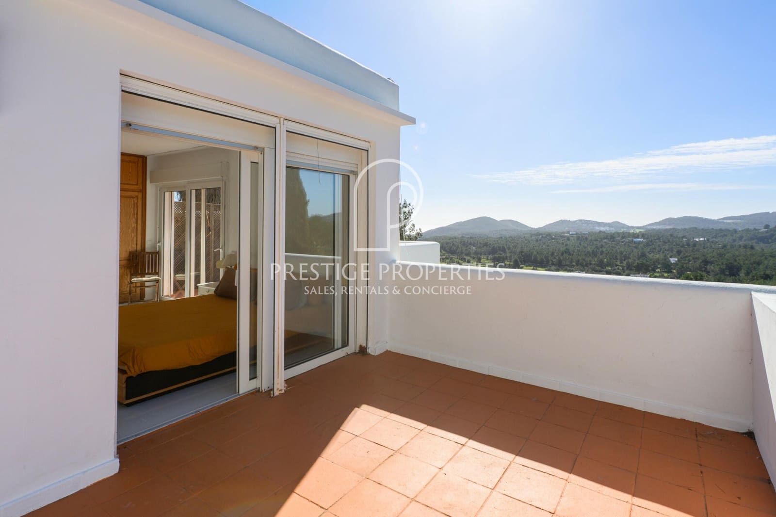 3 bedroom Villa for sale in Santa Eulalia / Santa Eularia with pool garage - € 2,190,000 (Ref: 9610601)