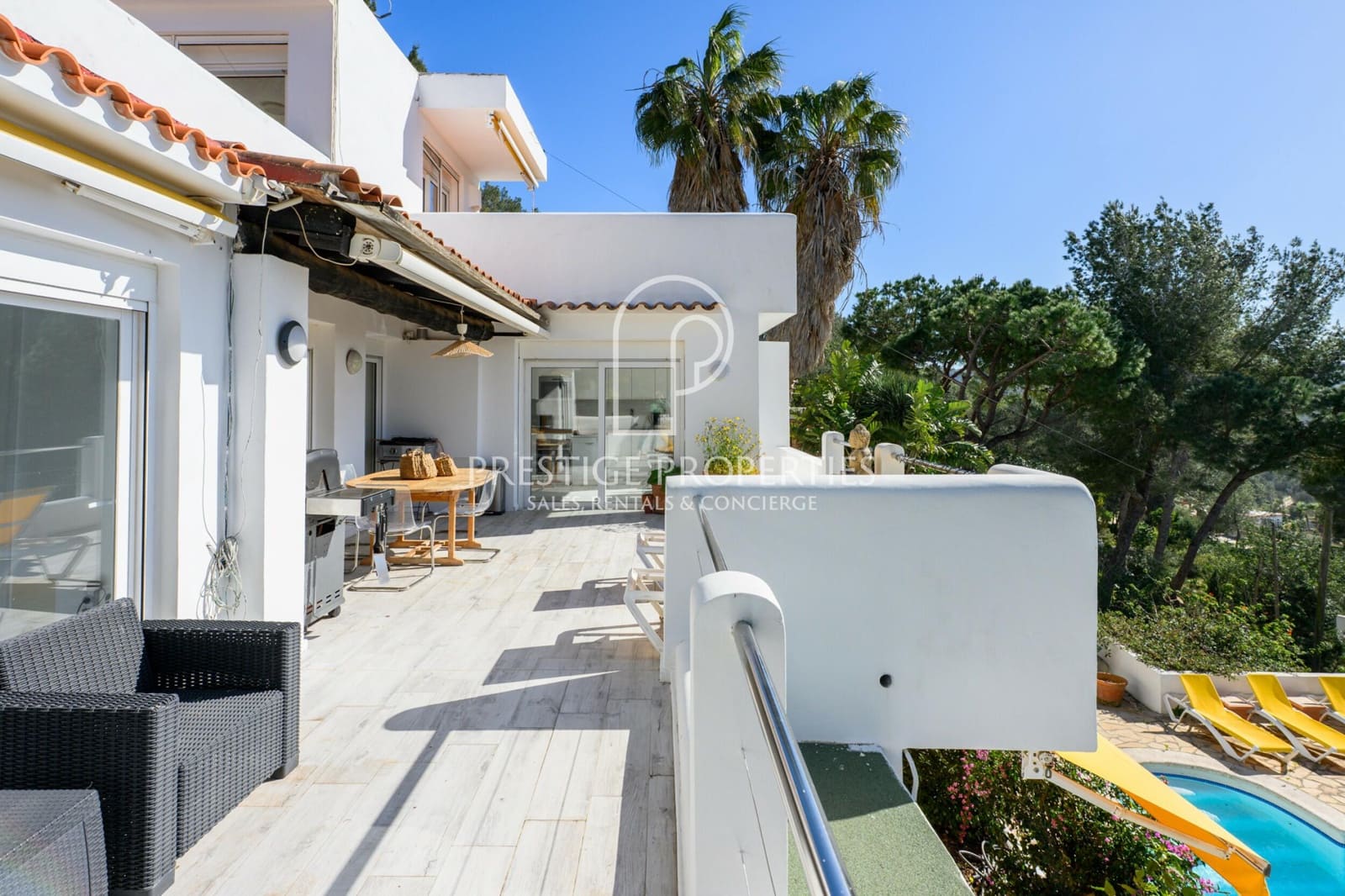 3 bedroom Villa for sale in Santa Eulalia / Santa Eularia with pool garage - € 2,190,000 (Ref: 9610601)