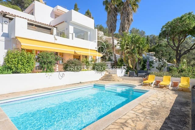 3 bedroom Villa for sale in Santa Eulalia / Santa Eularia with pool garage - € 2,190,000 (Ref: 9610601)