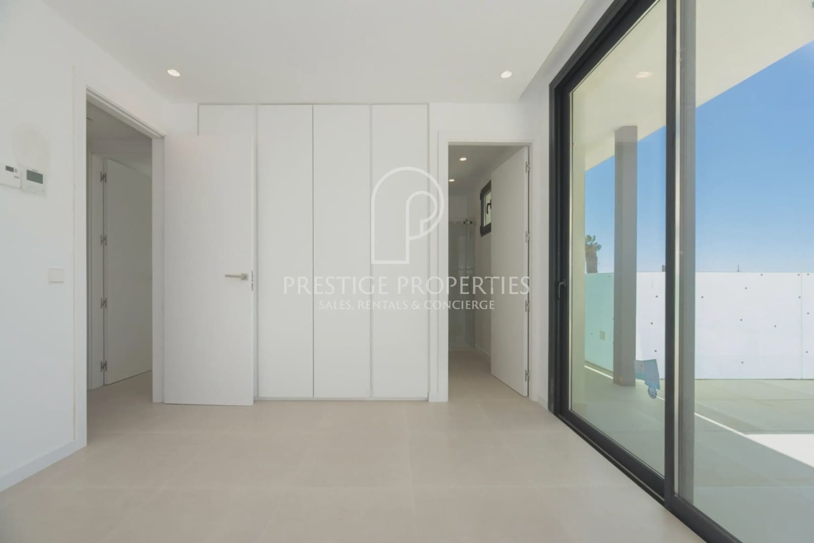 4 slaapkamer Villa te koop in Santa Eulalia / Santa Eularia met zwembad - € 2.350.000 (Ref: 9676564)