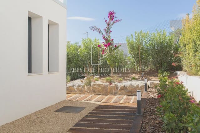 4 bedroom Villa for sale in Santa Eulalia / Santa Eularia with pool - € 2,350,000 (Ref: 9676564)