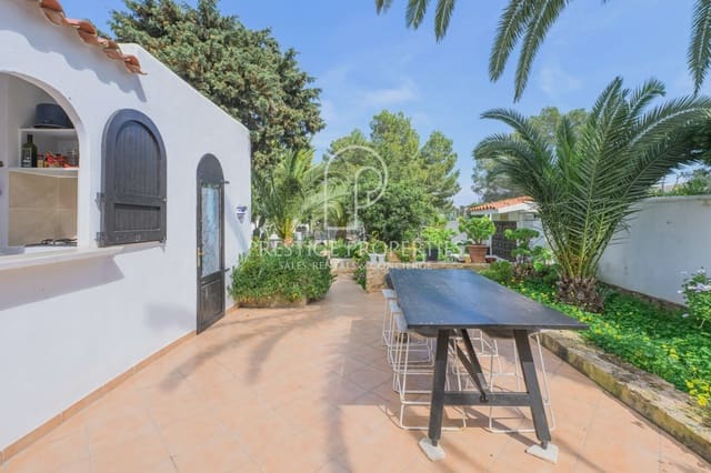 3 soveværelse Villa til salg i San Jose / Sant Josep de Sa Talaia med garage - € 1.100.000 (Ref: 9697892)
