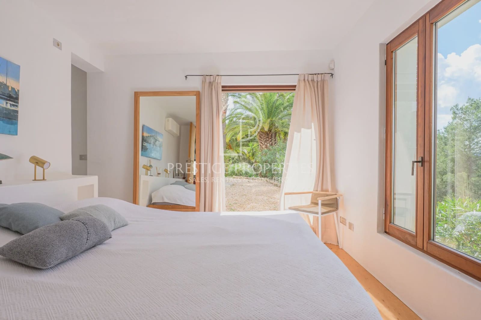 5 slaapkamer Villa te koop in Santa Eulalia / Santa Eularia met zwembad garage - € 4.950.000 (Ref: 9719195)