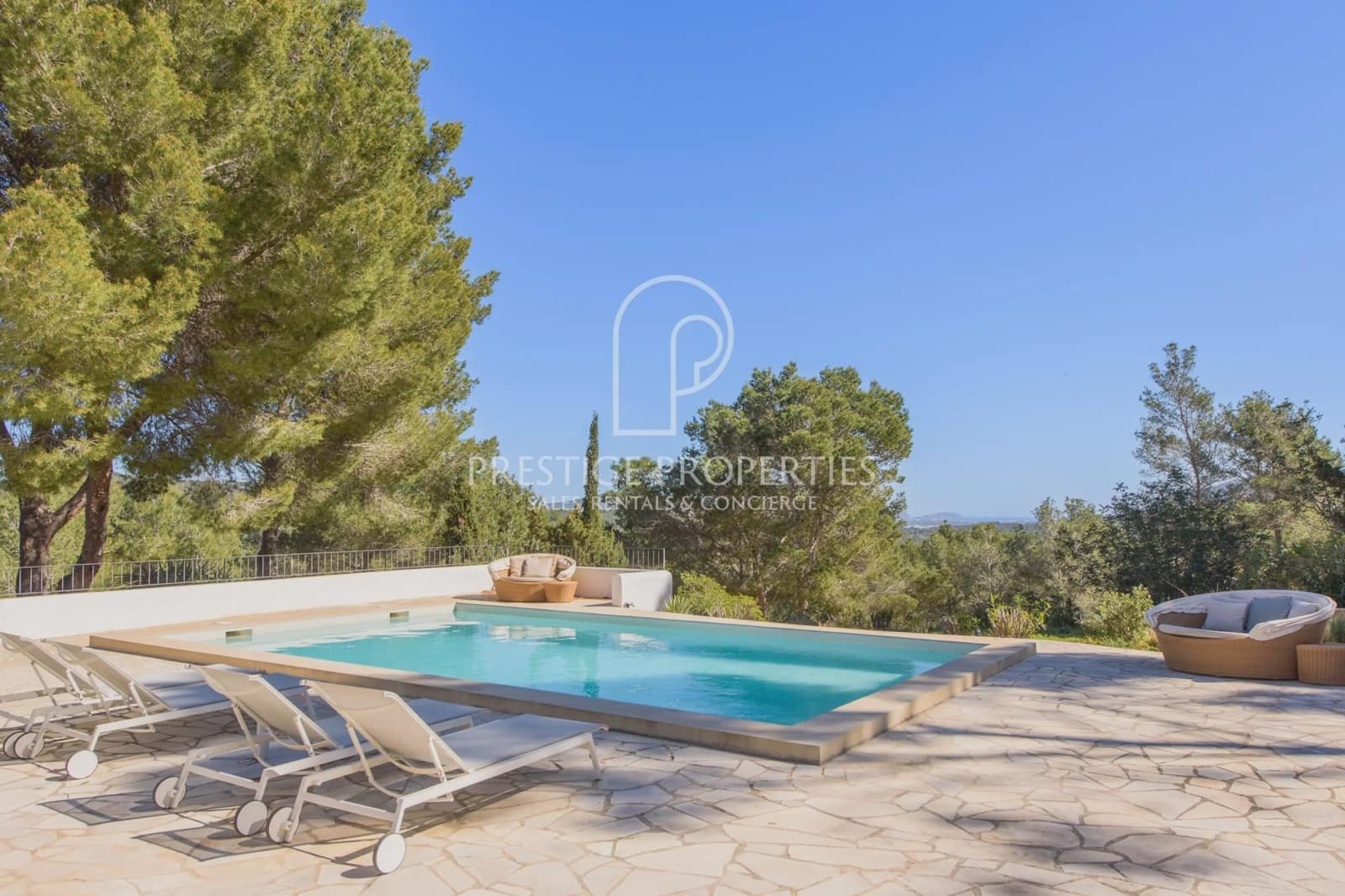 5 slaapkamer Villa te koop in Santa Eulalia / Santa Eularia met zwembad garage - € 4.950.000 (Ref: 9719195)
