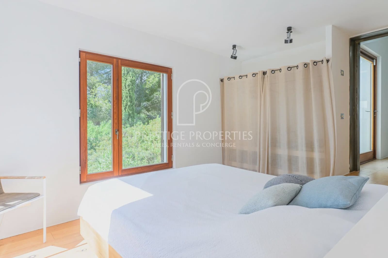 5 slaapkamer Villa te koop in Santa Eulalia / Santa Eularia met zwembad garage - € 4.950.000 (Ref: 9719195)