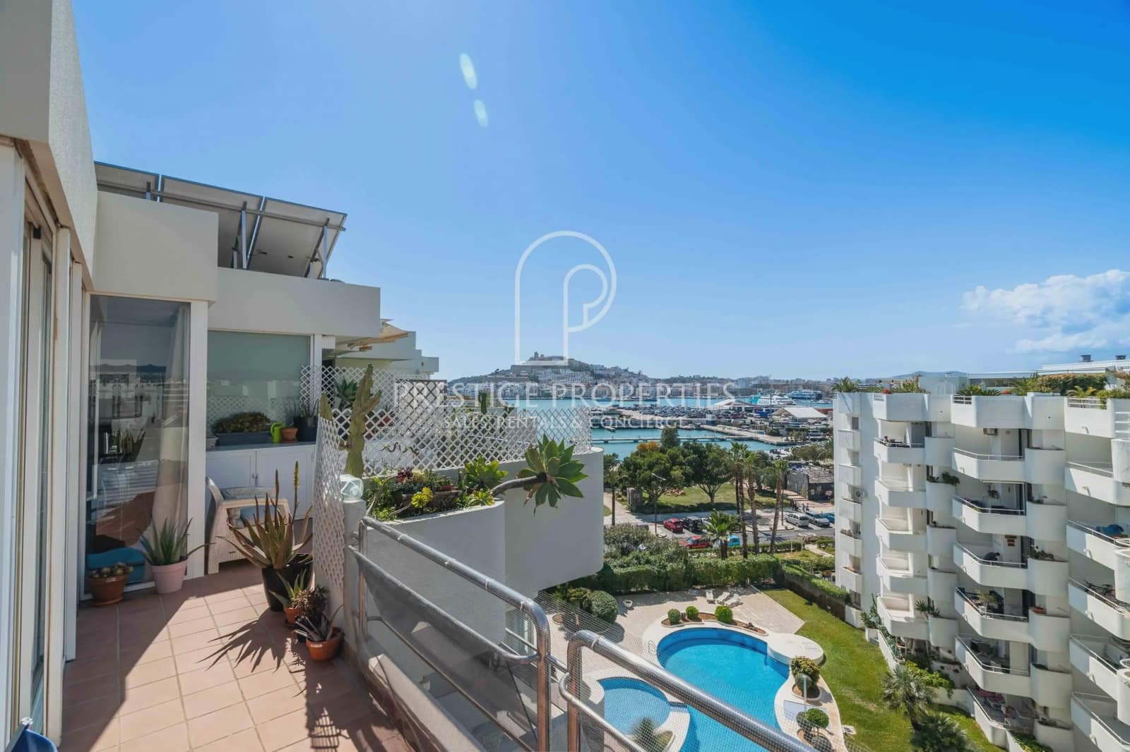 3 bedroom Apartment for sale in Ibiza / Eivissa town with pool garage - € 1,890,000 (Ref: 9731549)