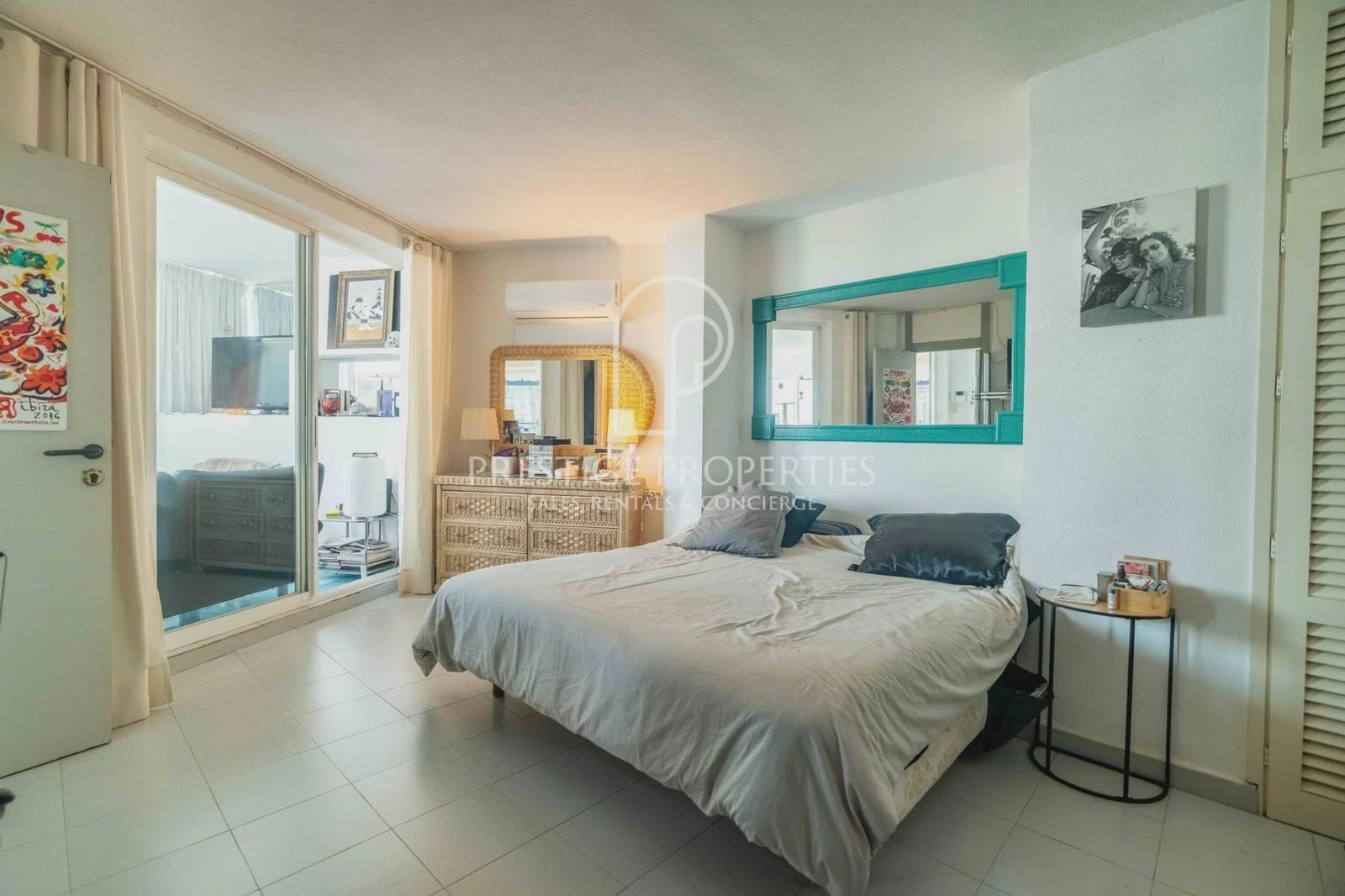 3 bedroom Apartment for sale in Ibiza / Eivissa town with pool garage - € 1,890,000 (Ref: 9731549)