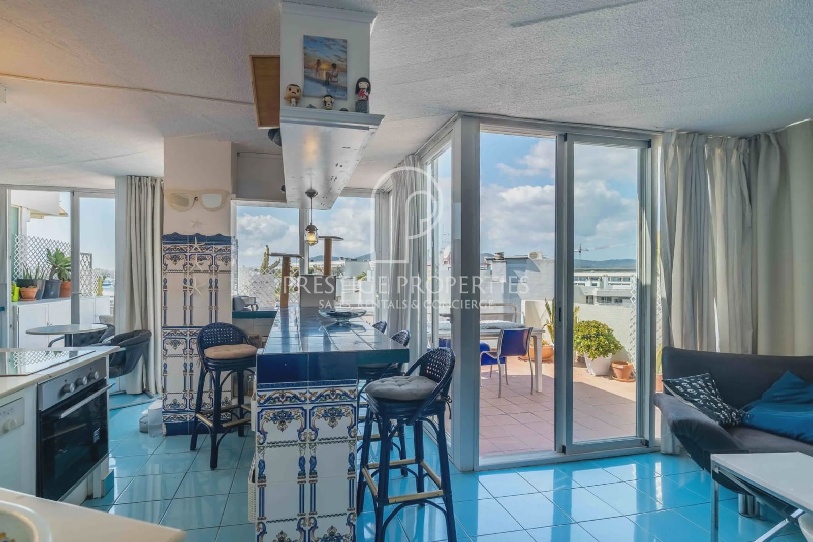 3 bedroom Apartment for sale in Ibiza / Eivissa town with pool garage - € 1,890,000 (Ref: 9731549)