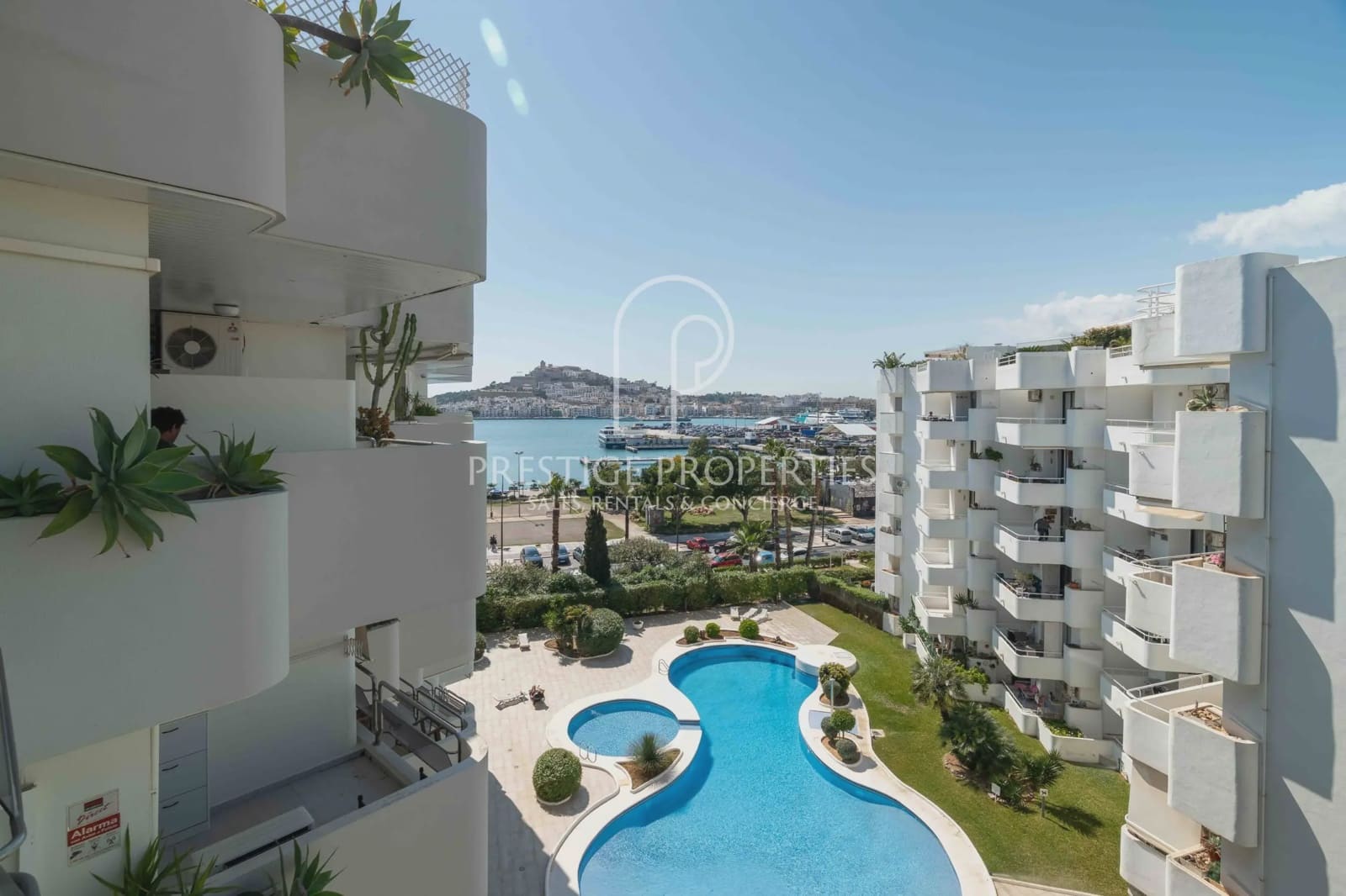 3 bedroom Apartment for sale in Ibiza / Eivissa town with pool garage - € 1,890,000 (Ref: 9731549)