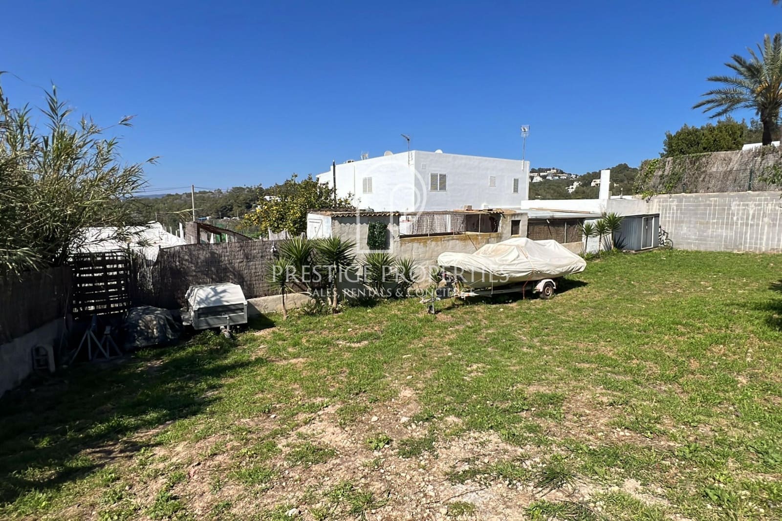 Undeveloped Land for sale in Santa Eulalia / Santa Eularia - € 550,000 (Ref: 9737772)