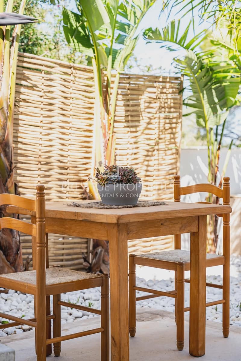 Studio for sale in San Jose / Sant Josep de Sa Talaia with pool - € 357,000 (Ref: 9788064)