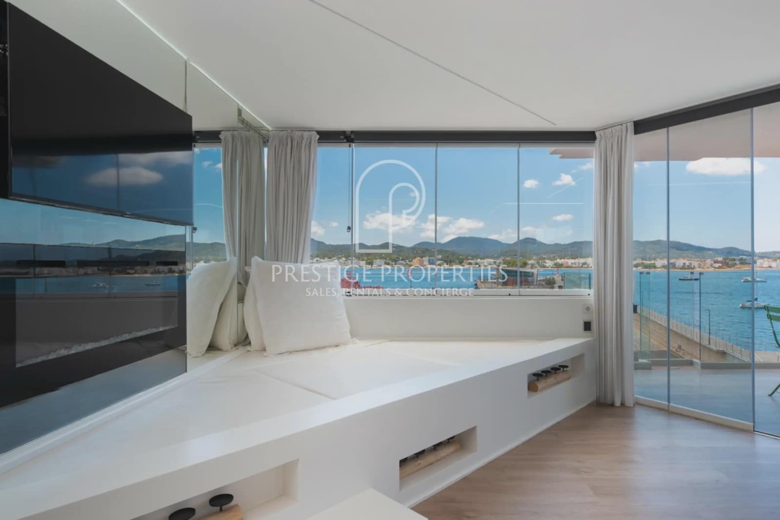 1 bedroom Apartment for sale in Sant Antoni de Portmany - € 410,000 (Ref: 9788065)