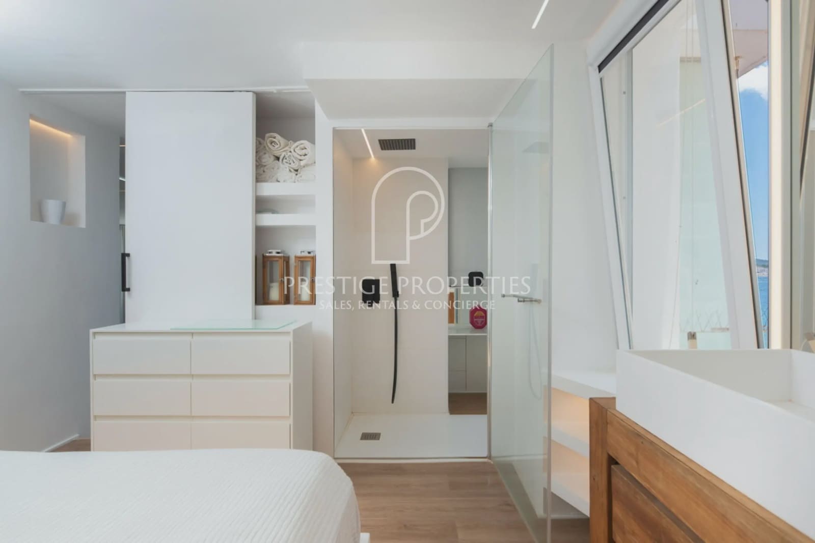 1 bedroom Apartment for sale in Sant Antoni de Portmany - € 410,000 (Ref: 9788065)