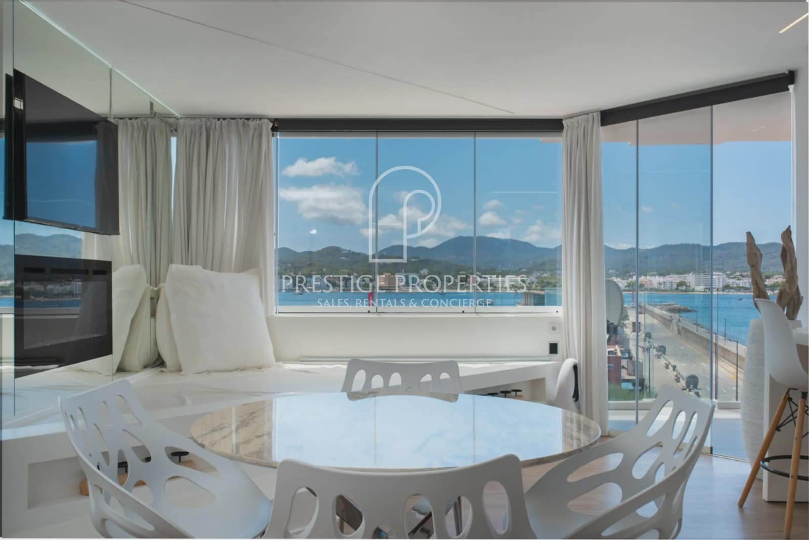 1 bedroom Apartment for sale in Sant Antoni de Portmany - € 410,000 (Ref: 9788065)