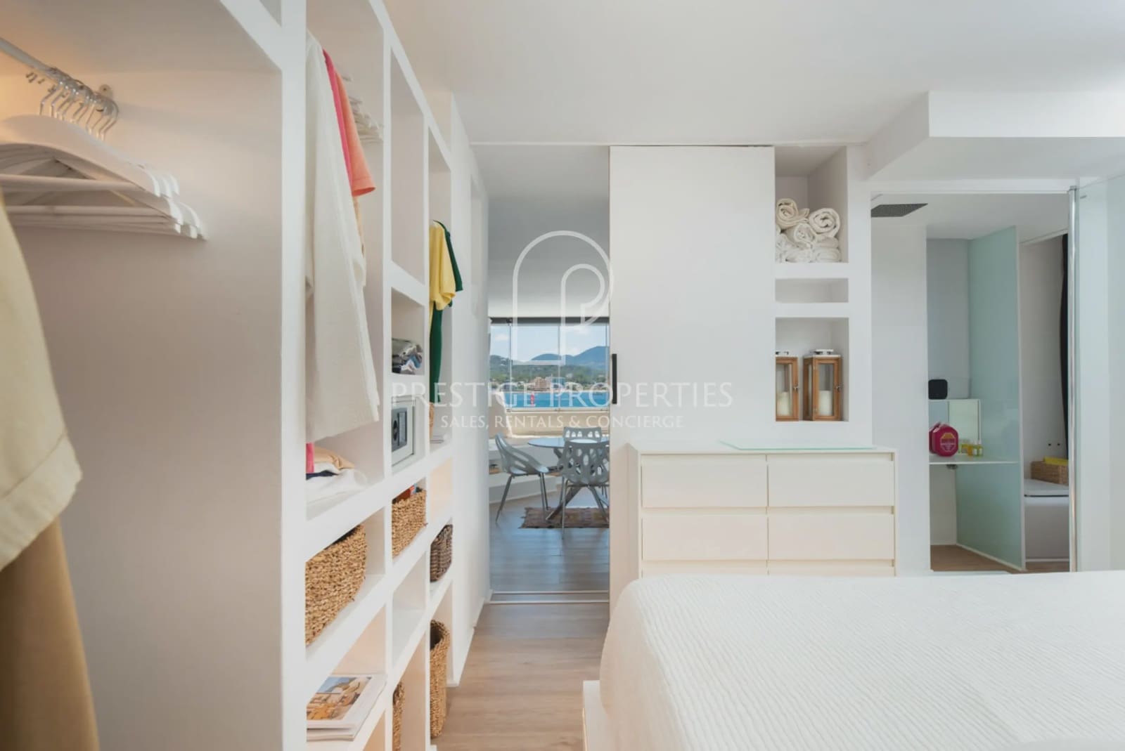 1 bedroom Apartment for sale in Sant Antoni de Portmany - € 410,000 (Ref: 9788065)