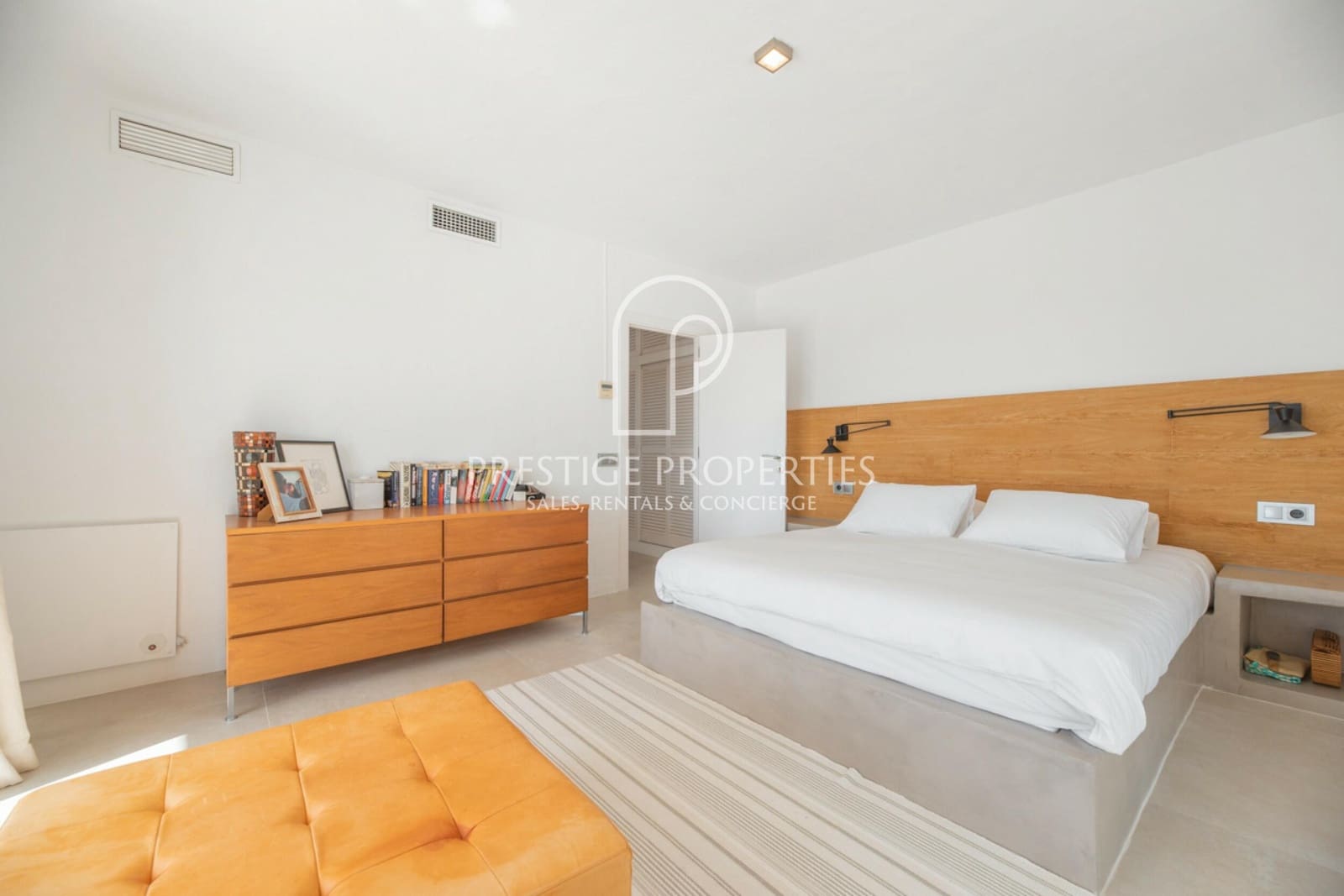 6 bedroom Villa for sale in San Jose / Sant Josep de Sa Talaia with pool - € 6,950,000 (Ref: 9815387)