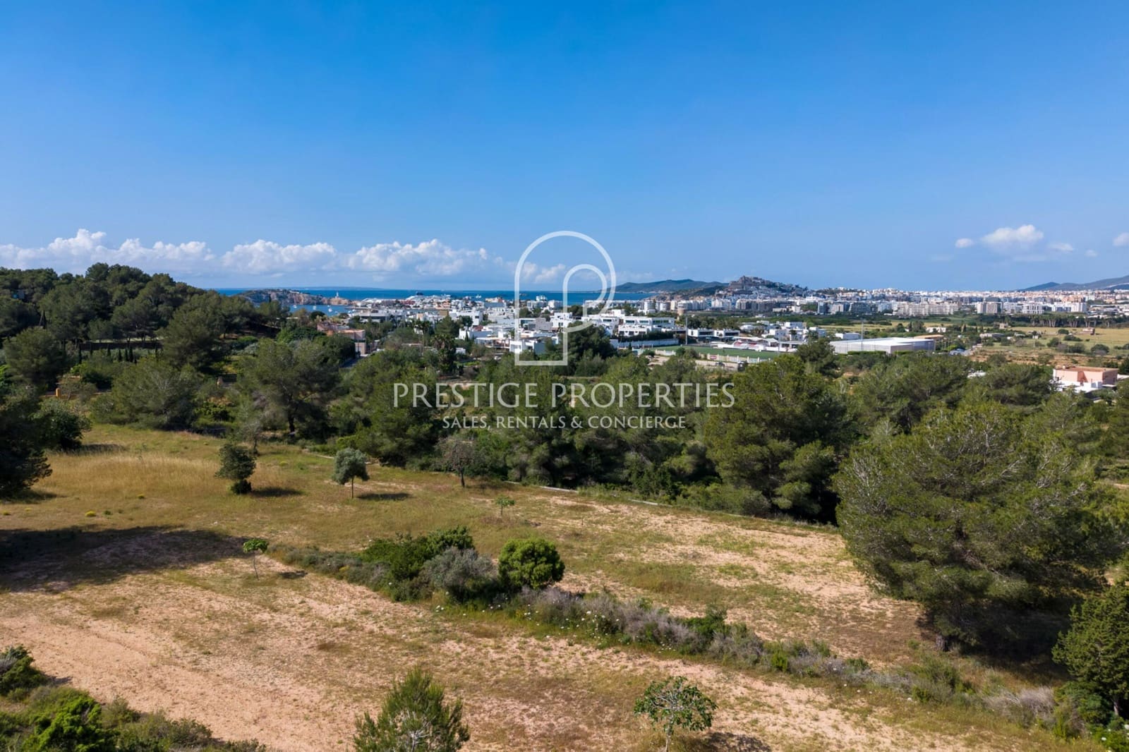 Grunde uden byggetilladelser til salg i Santa Eulalia / Santa Eularia - € 6.500.000 (Ref: 9833142)