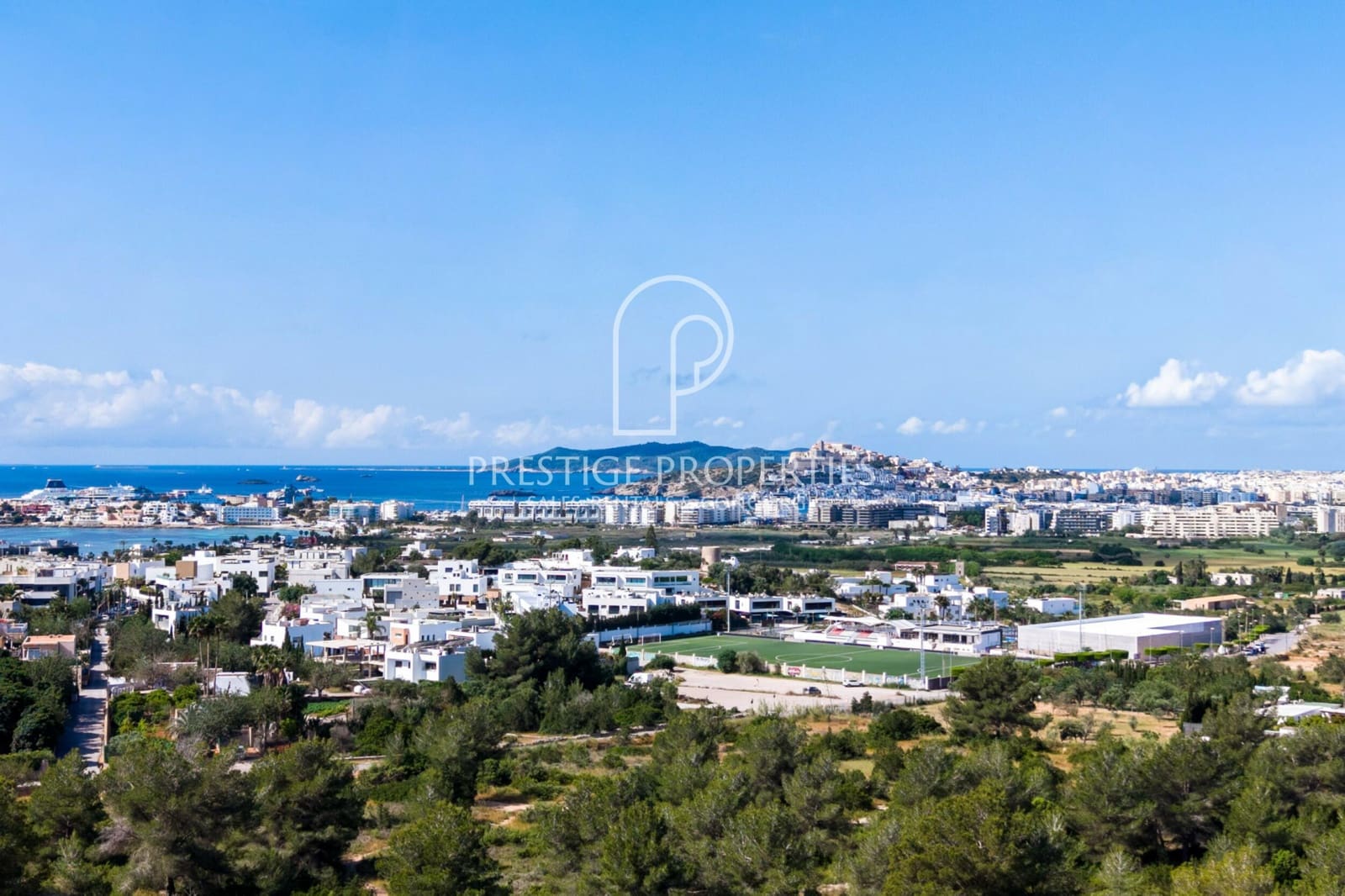 Grunde uden byggetilladelser til salg i Santa Eulalia / Santa Eularia - € 6.500.000 (Ref: 9833142)