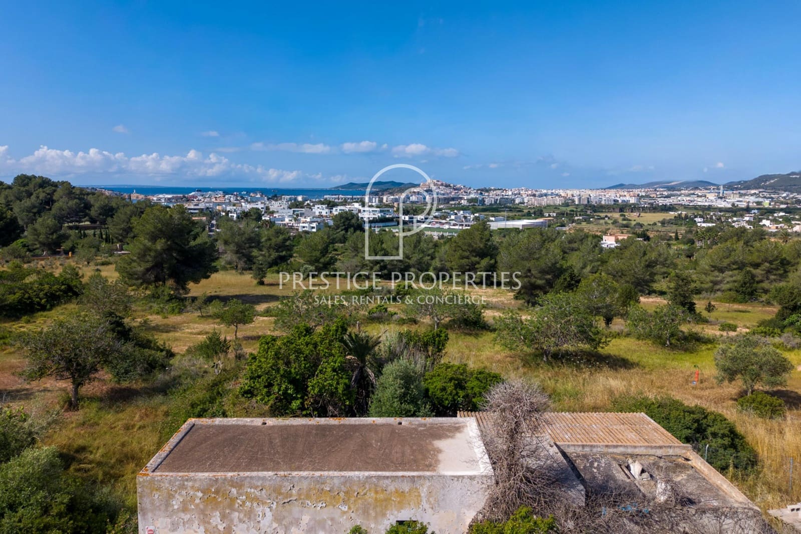 Grunde uden byggetilladelser til salg i Santa Eulalia / Santa Eularia - € 6.500.000 (Ref: 9833142)