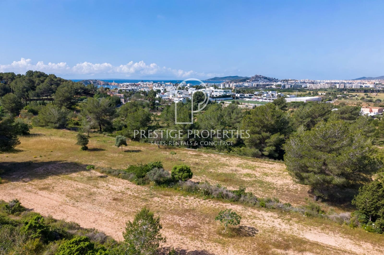 Grunde uden byggetilladelser til salg i Santa Eulalia / Santa Eularia - € 6.500.000 (Ref: 9833142)