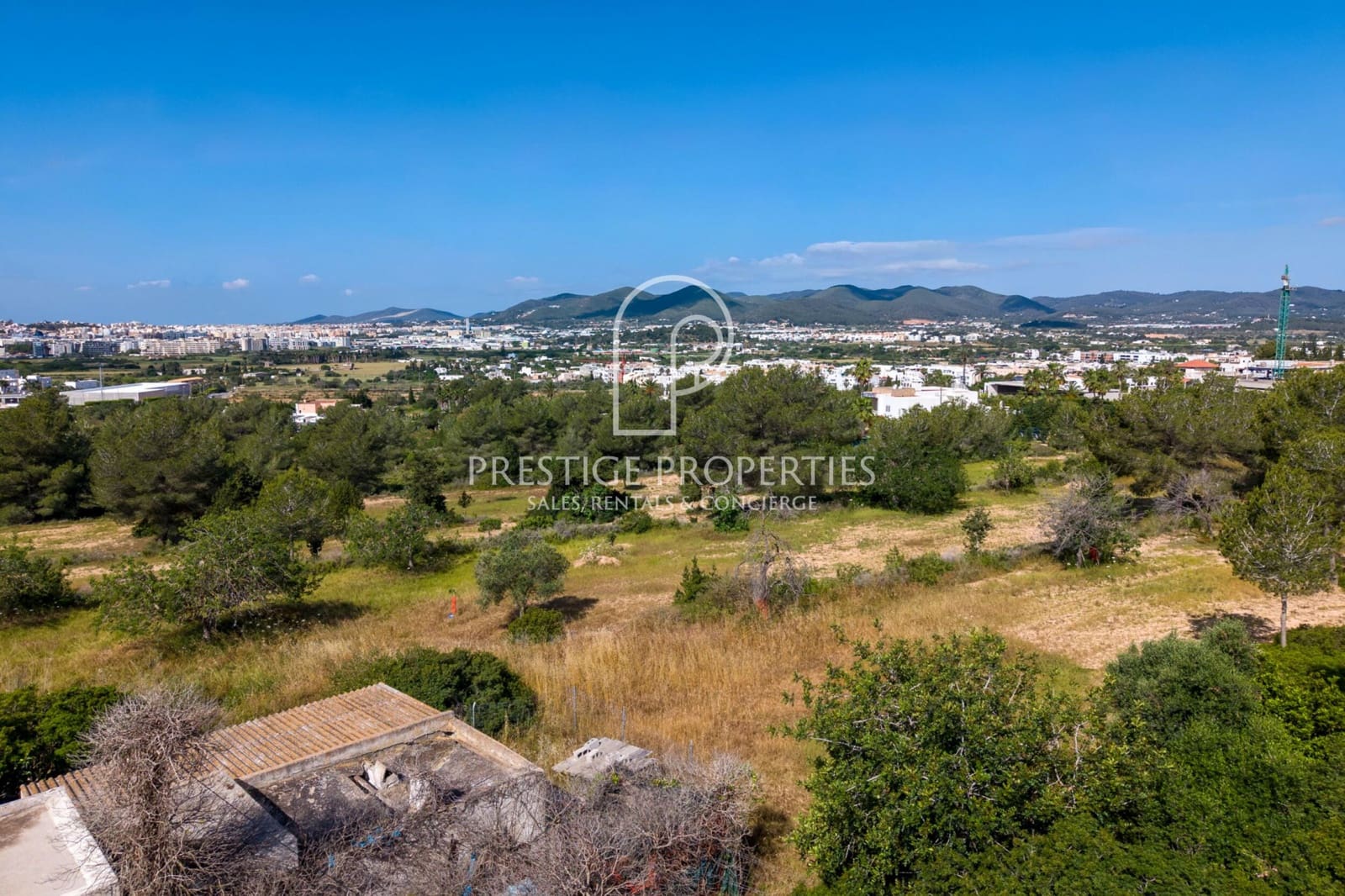 Grunde uden byggetilladelser til salg i Santa Eulalia / Santa Eularia - € 6.500.000 (Ref: 9833142)