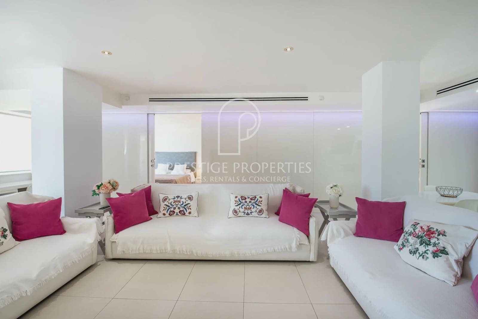 3 bedroom Apartment for sale in Ibiza / Eivissa town with pool garage - € 1,250,000 (Ref: 9838806)