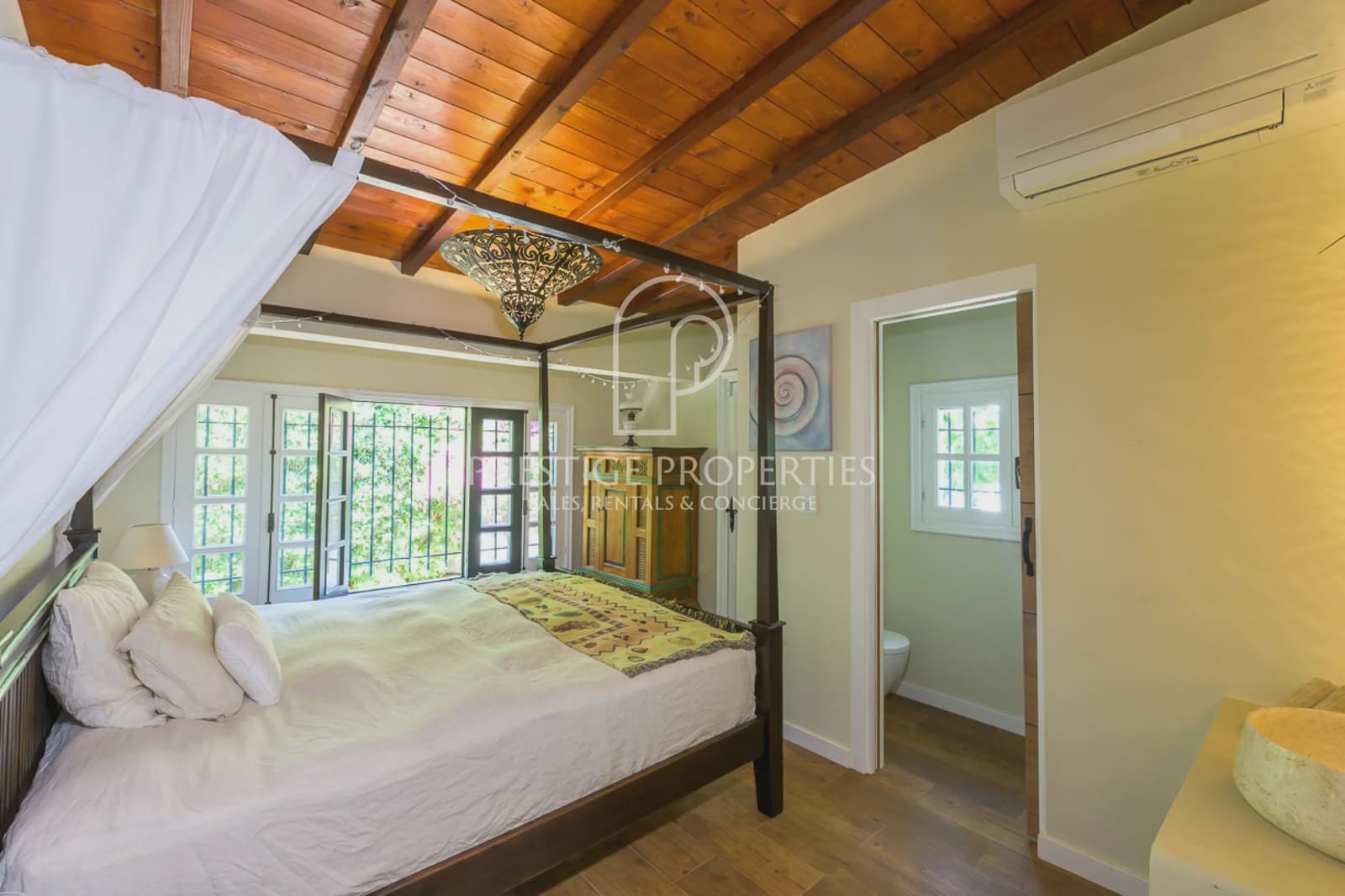 5 bedroom Villa for sale in Santa Eulalia / Santa Eularia with pool garage - € 1,825,000 (Ref: 9858984)