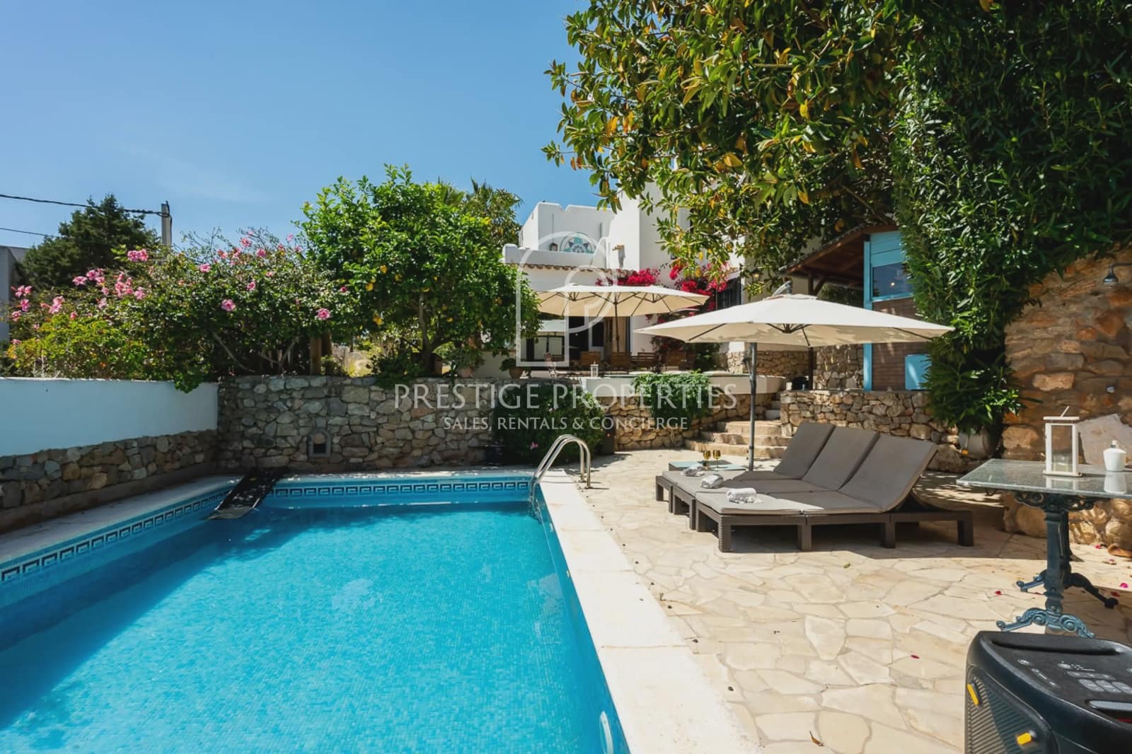 5 bedroom Villa for sale in Santa Eulalia / Santa Eularia with pool garage - € 1,825,000 (Ref: 9858984)