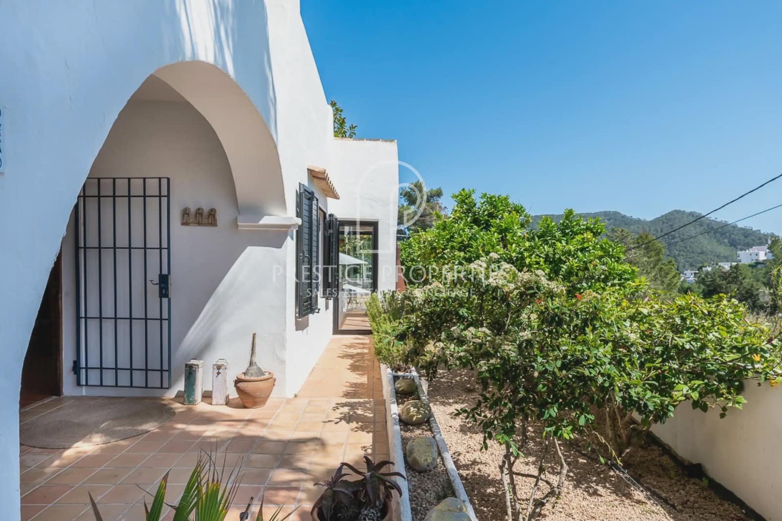 5 bedroom Villa for sale in Santa Eulalia / Santa Eularia with pool garage - € 1,825,000 (Ref: 9858984)