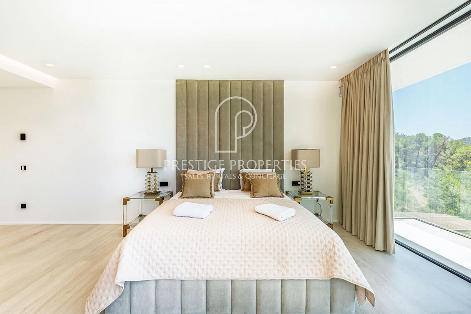 7 bedroom Villa for sale in Santa Eulalia / Santa Eularia with pool garage - € 7,800,000 (Ref: 9858985)