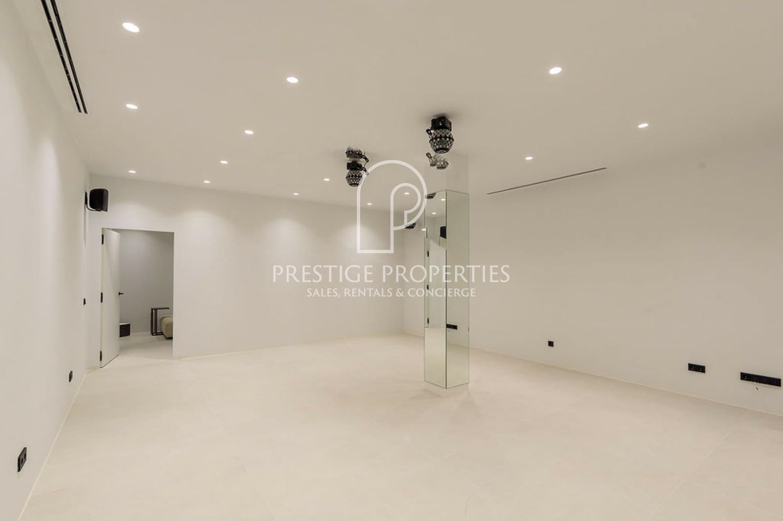7 bedroom Villa for sale in Santa Eulalia / Santa Eularia with pool garage - € 7,800,000 (Ref: 9858985)