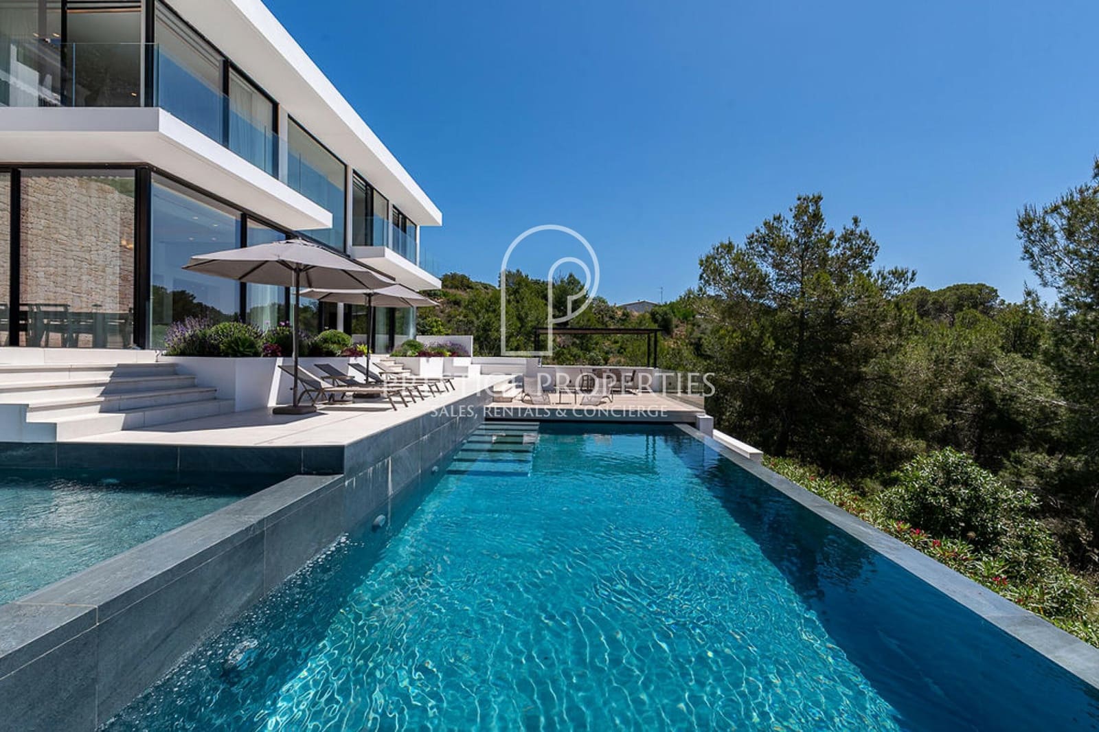 7 bedroom Villa for sale in Santa Eulalia / Santa Eularia with pool garage - € 7,800,000 (Ref: 9858985)