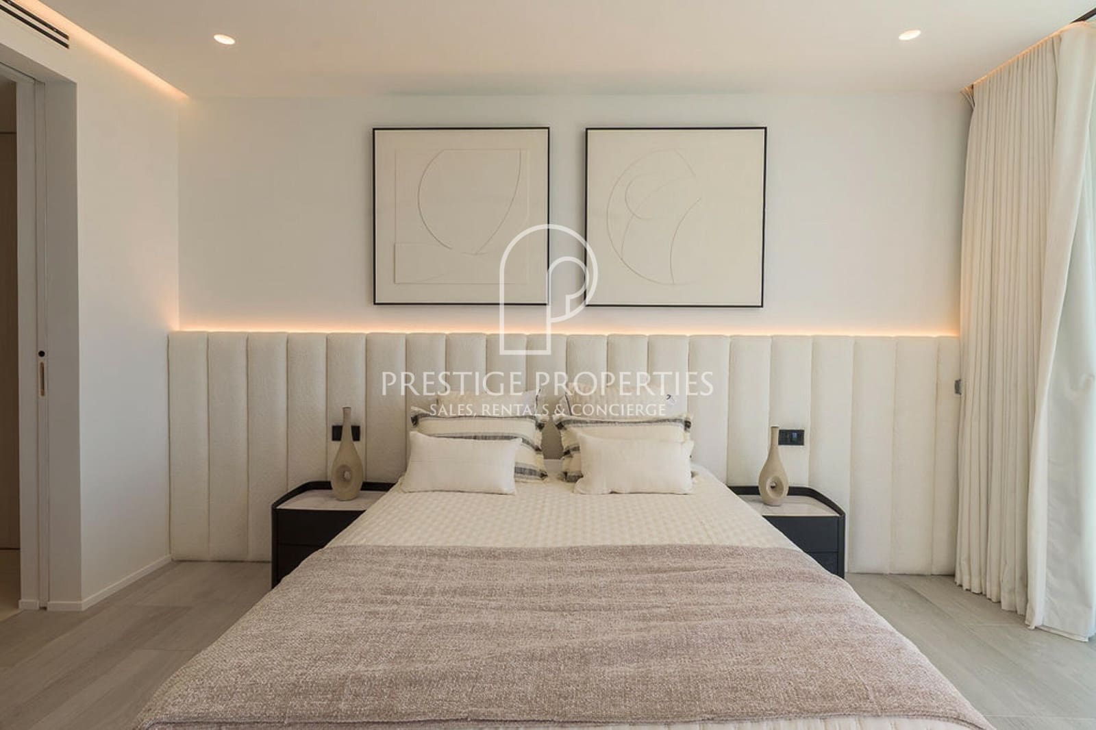 7 bedroom Villa for sale in Santa Eulalia / Santa Eularia with pool garage - € 7,800,000 (Ref: 9858985)