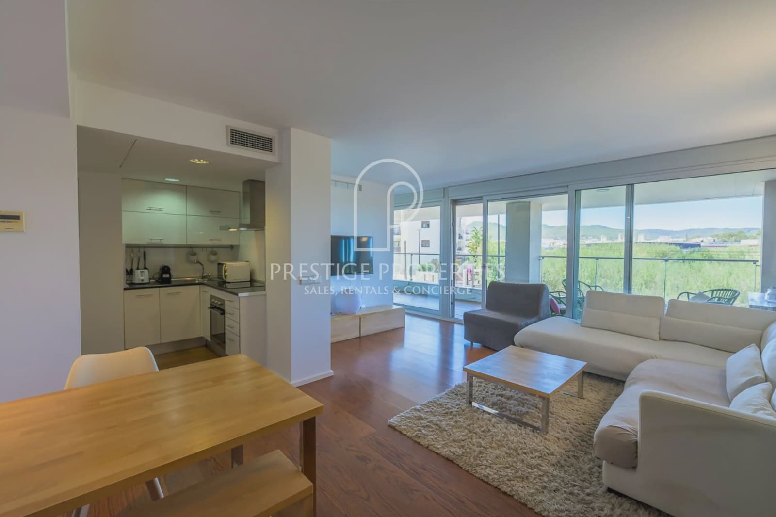 1 sypialnia Apartament na sprzedaż w Miasto Ibiza / Eivissa z basenem garażem - 520 000 € (Ref: 9863902)